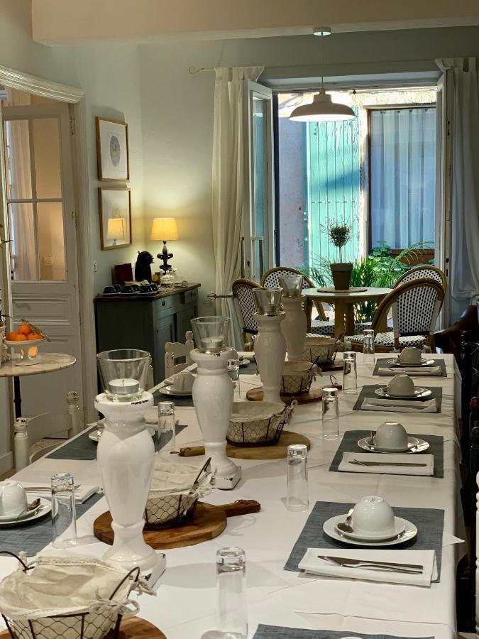 L'Ancienne Boulangerie Bed and Breakfast Caunes-Minervois Εξωτερικό φωτογραφία